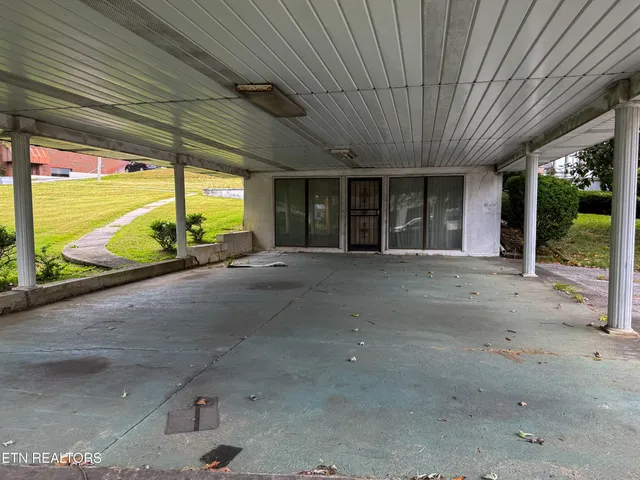 $220,000 | 18741 Alberta Street, Oneida, TN 37841