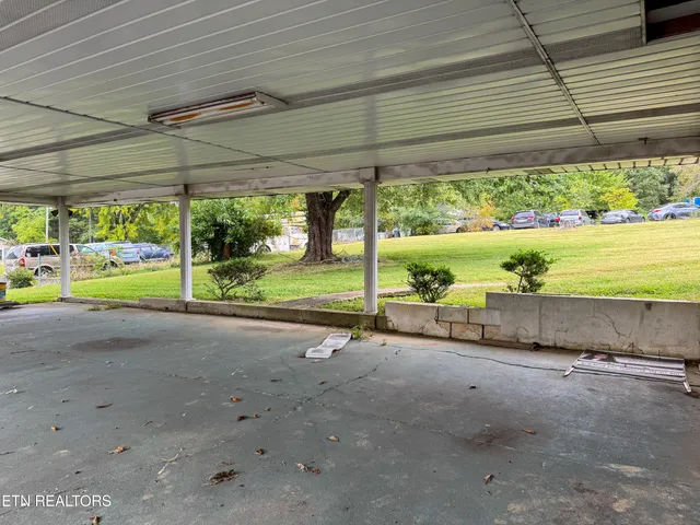 $220,000 | 18741 Alberta Street, Oneida, TN 37841