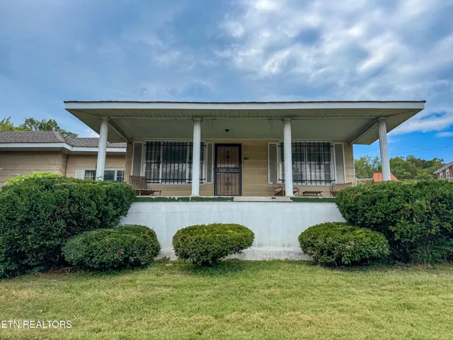 $220,000 | 18741 Alberta Street, Oneida, TN 37841