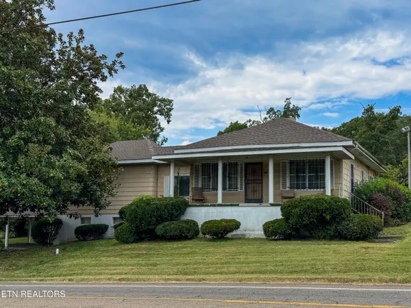 $215,000 | 18741 Alberta Street, Oneida, TN 37841