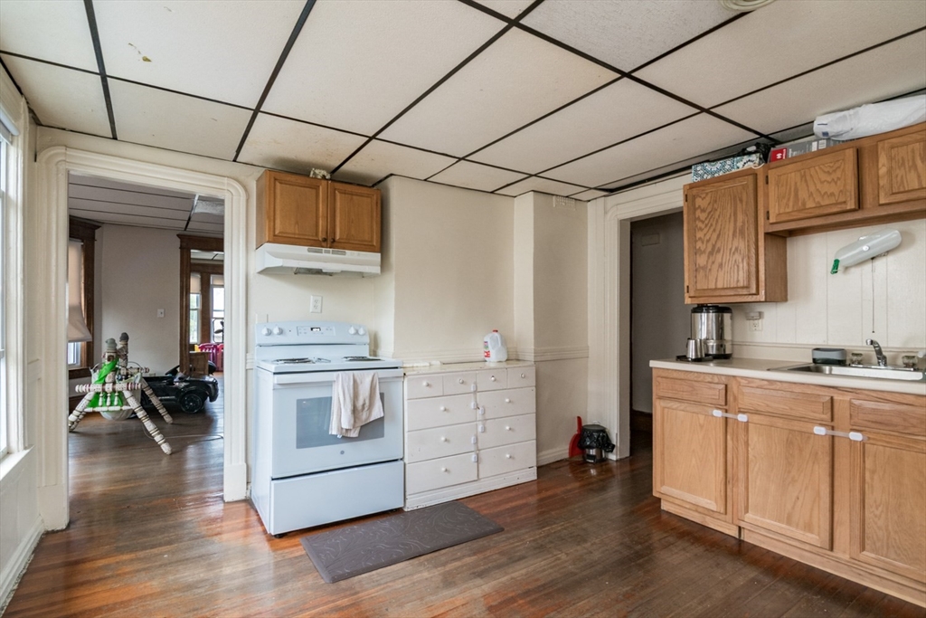 14-16 Revere Street Springfield, MA 01108 - Photo 16 of 35 Gallery Image 16