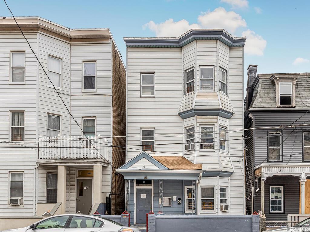 121 Linden Street, Yonkers, NY 10701 Compass