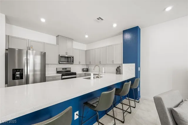 $409,000 | 879 Apatite Place, Henderson, NV 89011