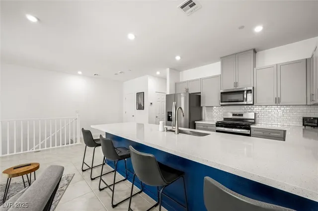 $409,000 | 879 Apatite Place, Henderson, NV 89011