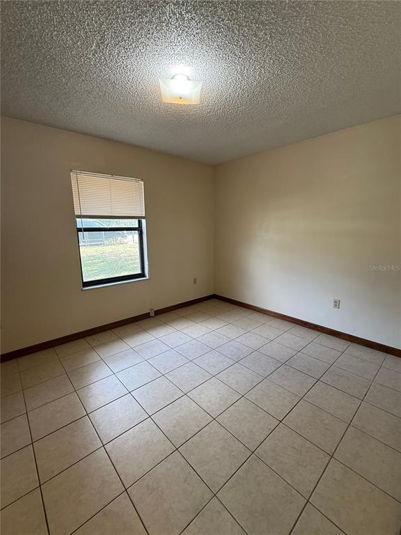 14 Pine Radiel Ocala, FL 34472 - Photo 5 of 10