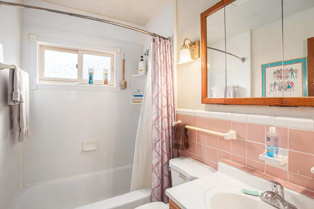 $180,000 | 28521 Sutherland Street, Southfield, MI 48076