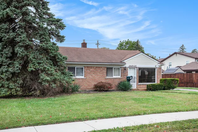 $180,000 | 28521 Sutherland Street, Southfield, MI 48076