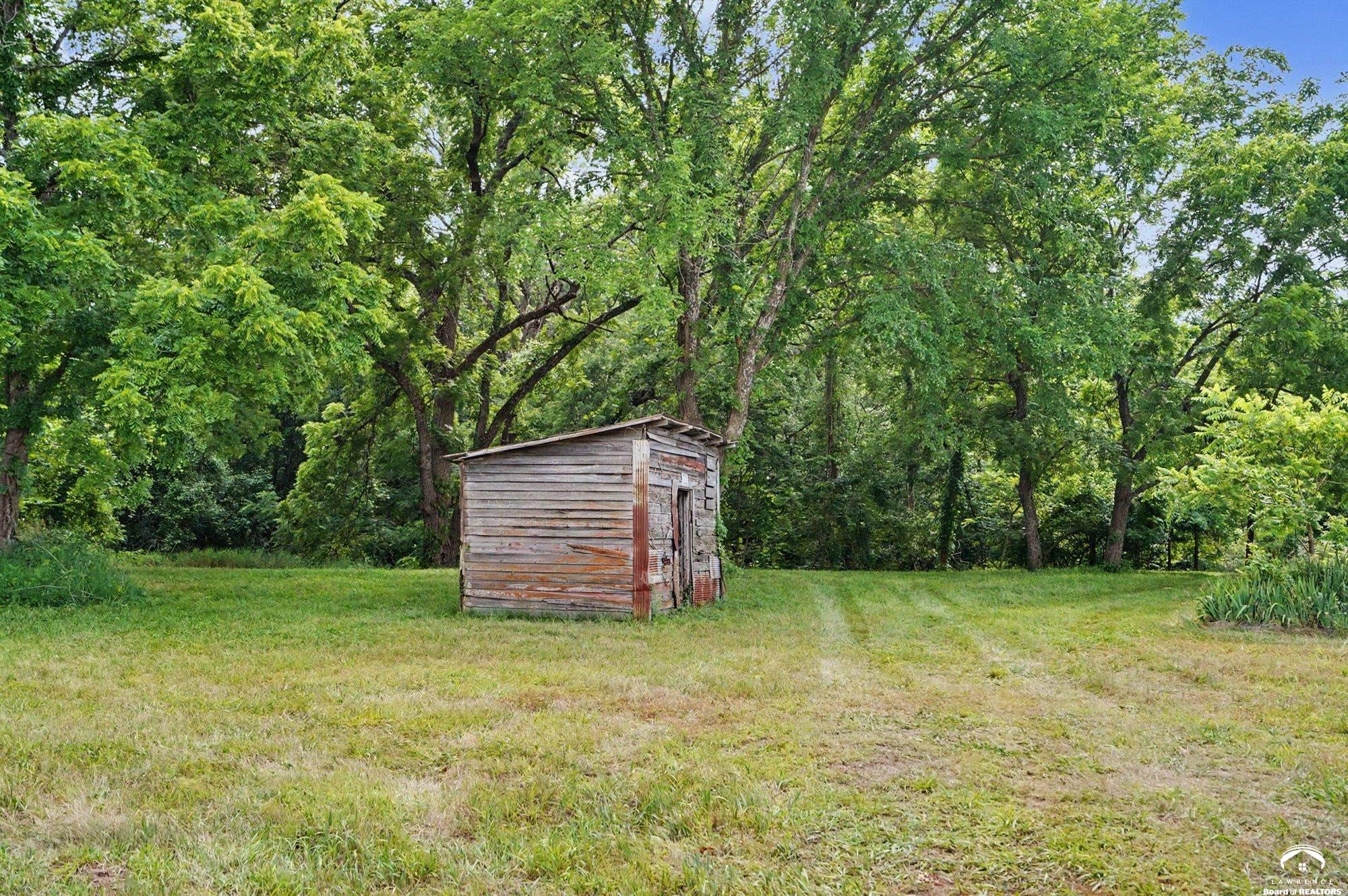 801 North 900 Road Lawrence, KS 66047 - Photo 51 of 61