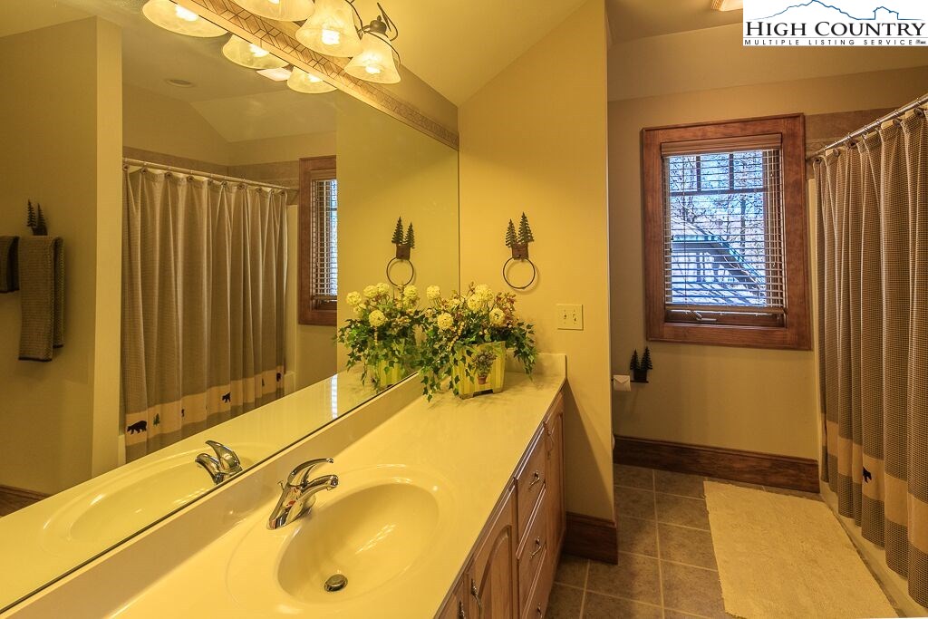 164 Copper Hills Boone, NC 28607 - Photo 17 of 35 Gallery Image 17