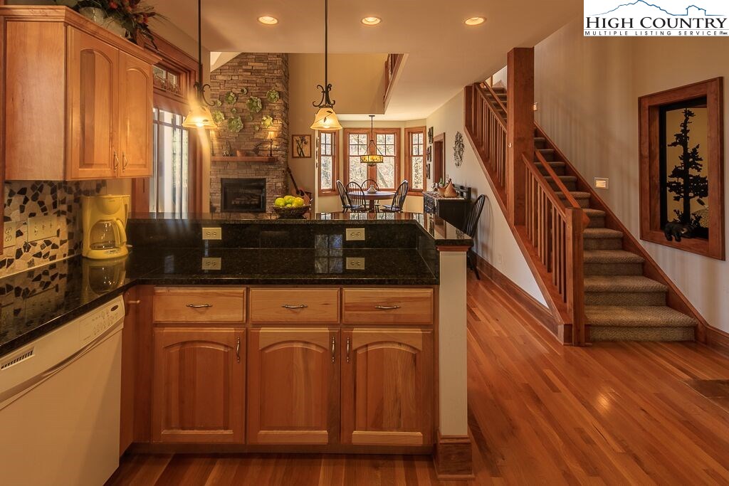 164 Copper Hills Boone, NC 28607 - Photo 4 of 35 Gallery Image 4