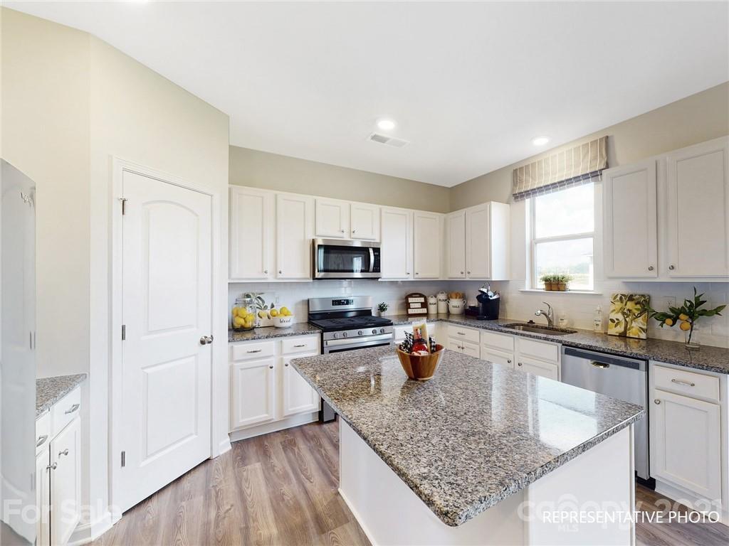 2240 Sussex Road, Unit 142 York, SC 29745 - Photo 12 of 34 Gallery Image 12