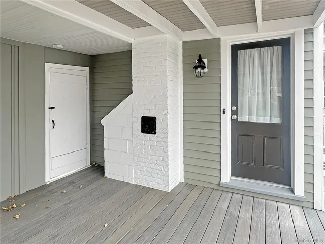 $3,250 | 611 Main Street, Unit B, Greenport, NY 11944