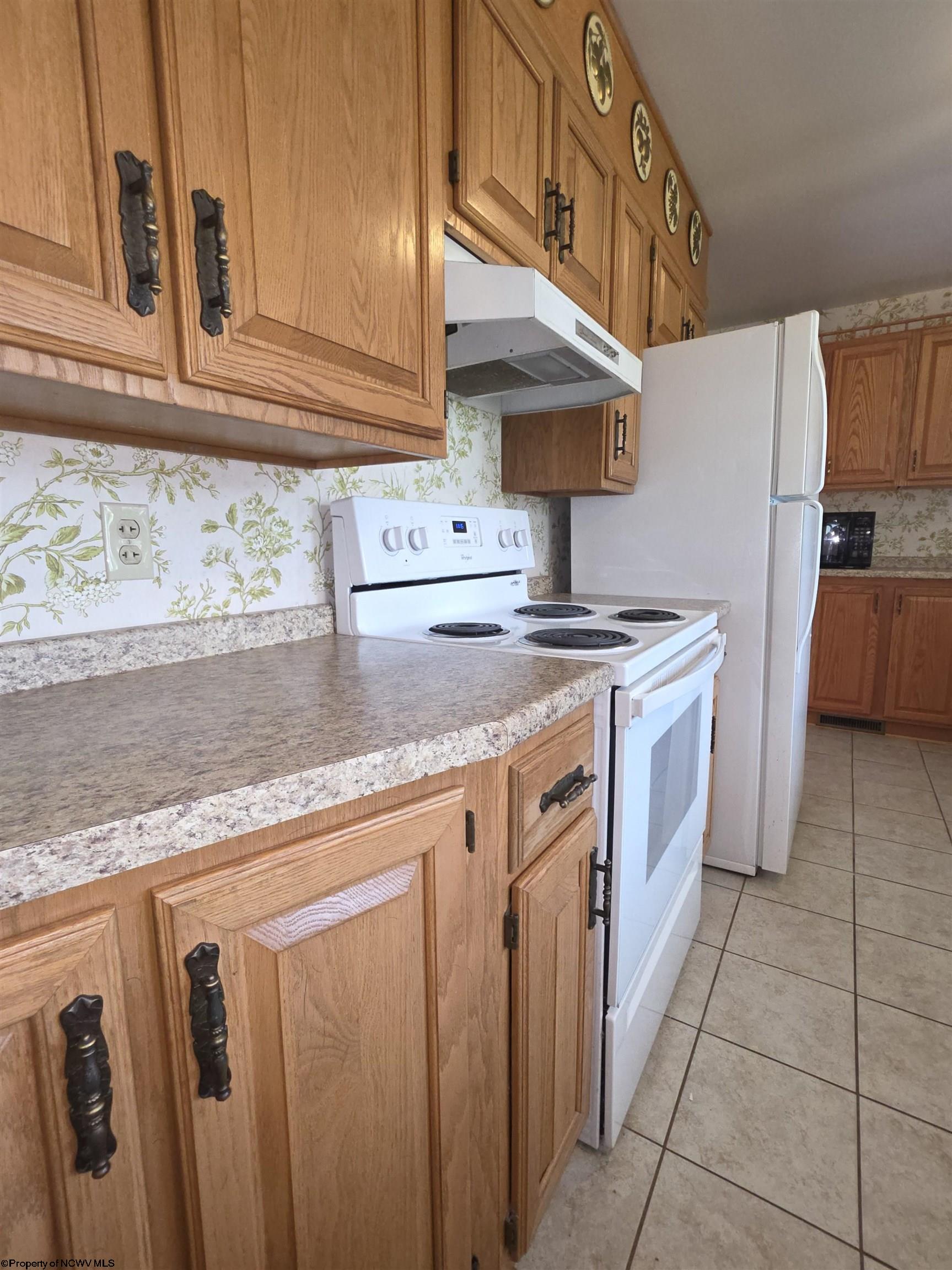 124 Miller Road Kingwood, WV 26537 - Photo 9 of 24 Gallery Image 9