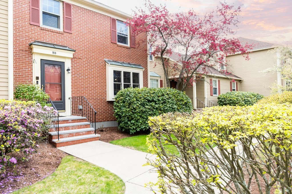88 Village Post Road, Unit 88 Danvers, MA 01923 - Photo 1 of 31 Gallery Image 1