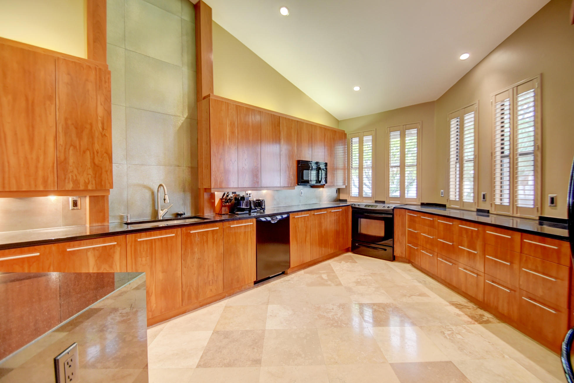 17626 Ashbourne Lane, Unit B Boca Raton, FL 33496 - Photo 17 of 43 DSC_1360_1_2_3_4
