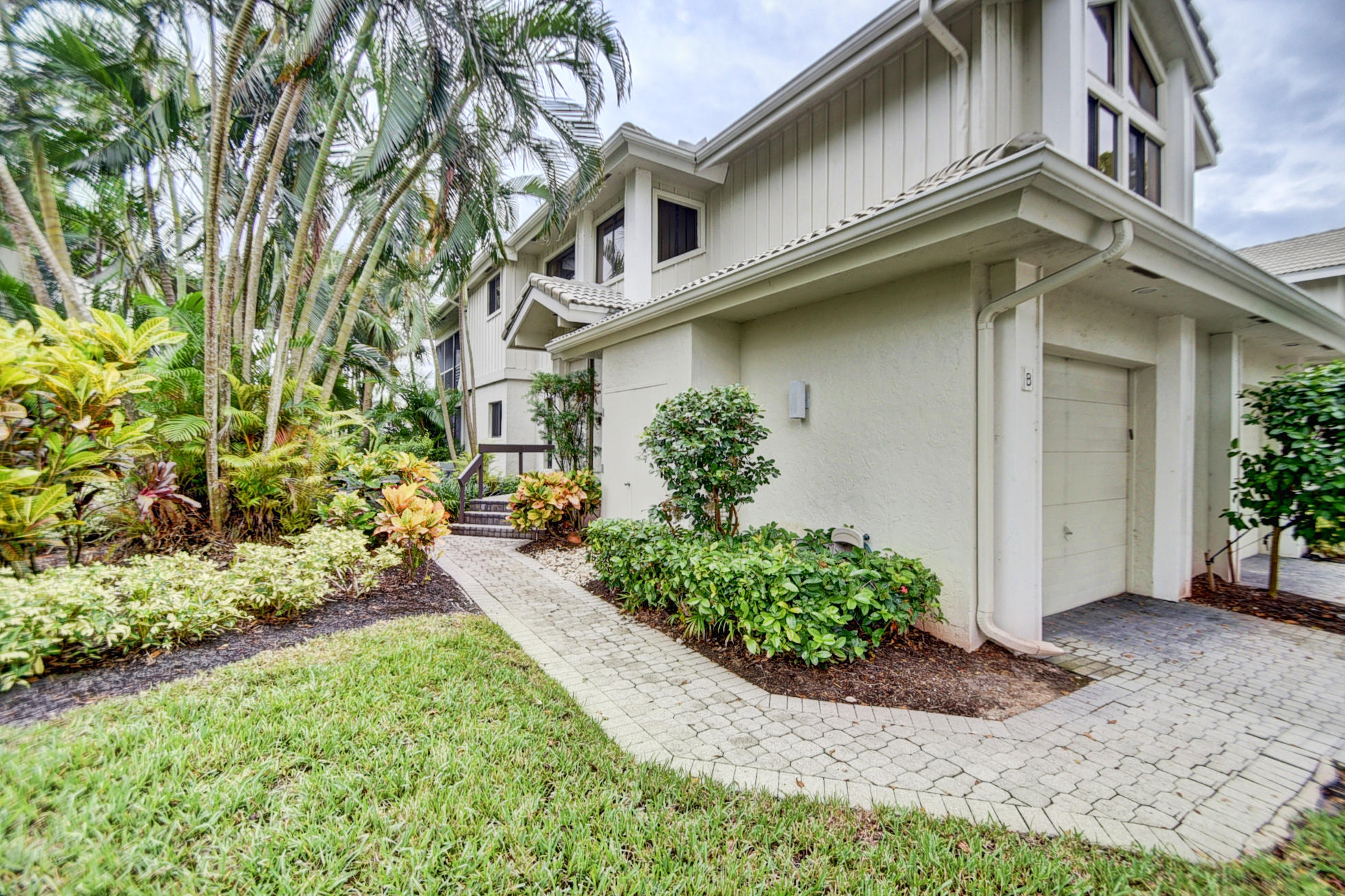 17626 Ashbourne Lane, Unit B Boca Raton, FL 33496 - Photo 2 of 43 DSC_1610_1_2_3_4