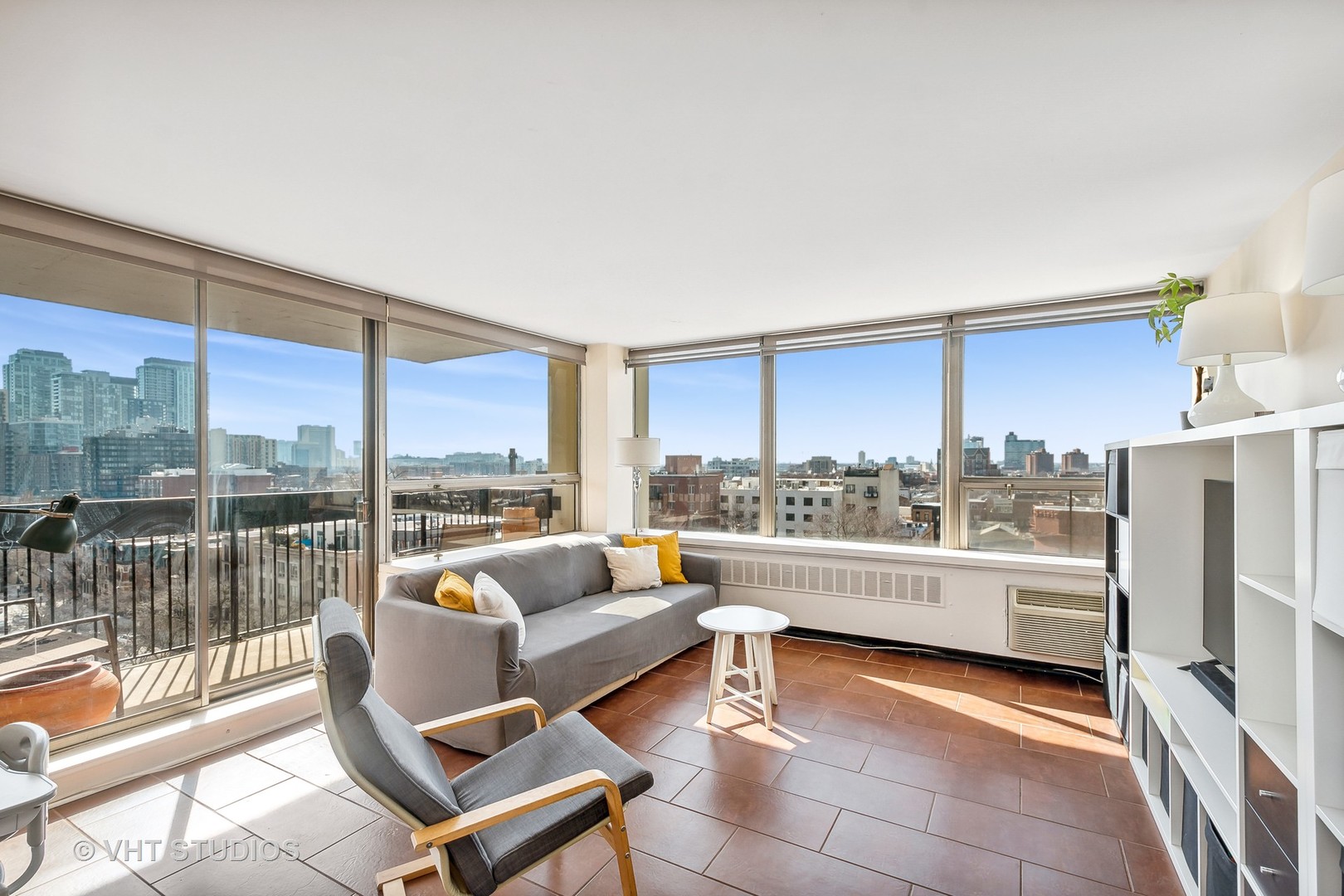 Undisclosed Address Chicago, IL 60610 - Photo 3 of 16 a living room with furniture and a floor to ceiling window