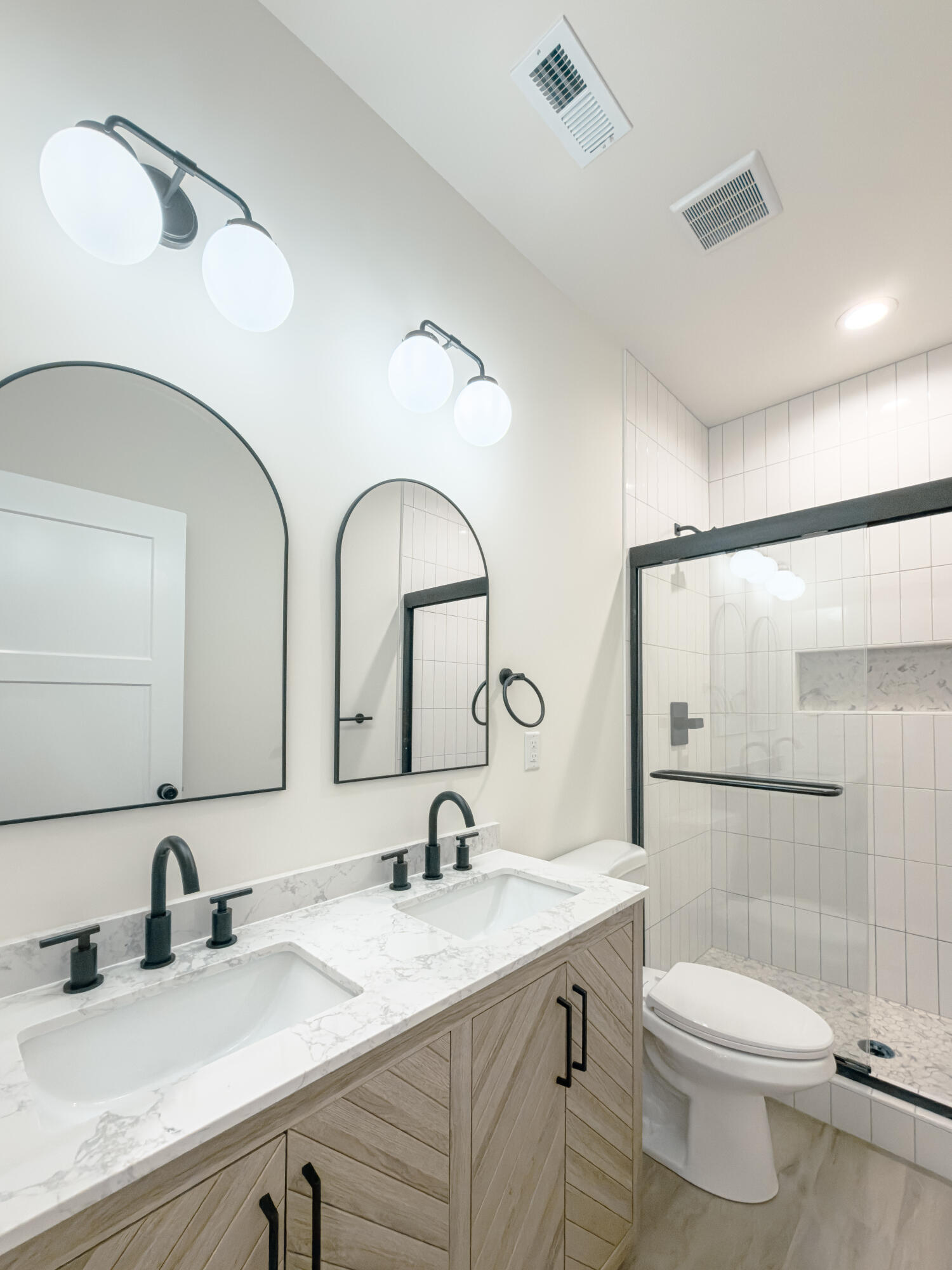 910 Line Street Chattanooga, TN 37404 - Photo 16 of 33 19-IMG_1499