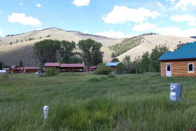 $285,000 | 101-131 Mountain Lion Lane, Parlin, CO 81239