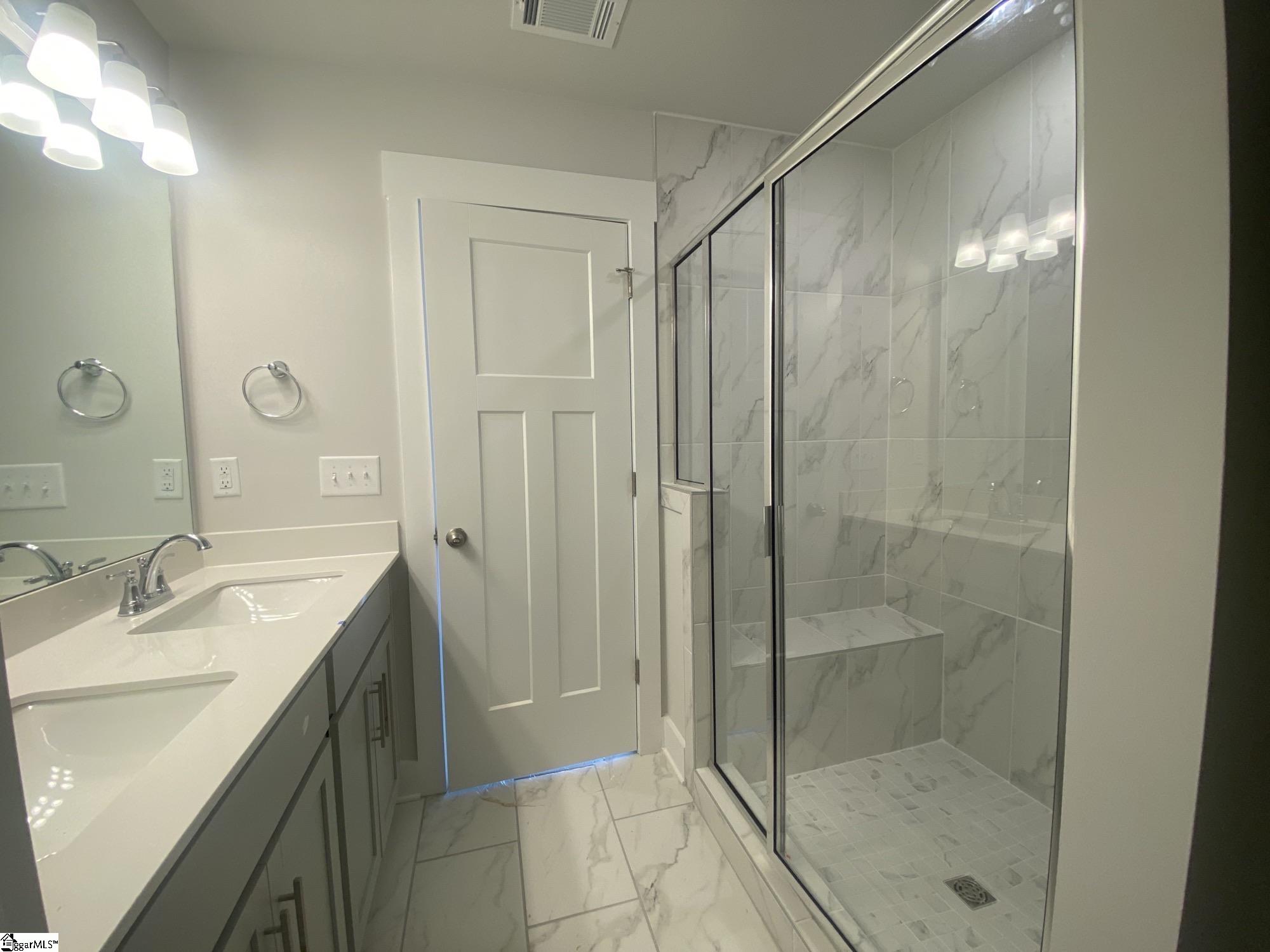 17 Starlake Road Simpsonville, SC 29681 - Photo 12 of 15 Gallery Image 12