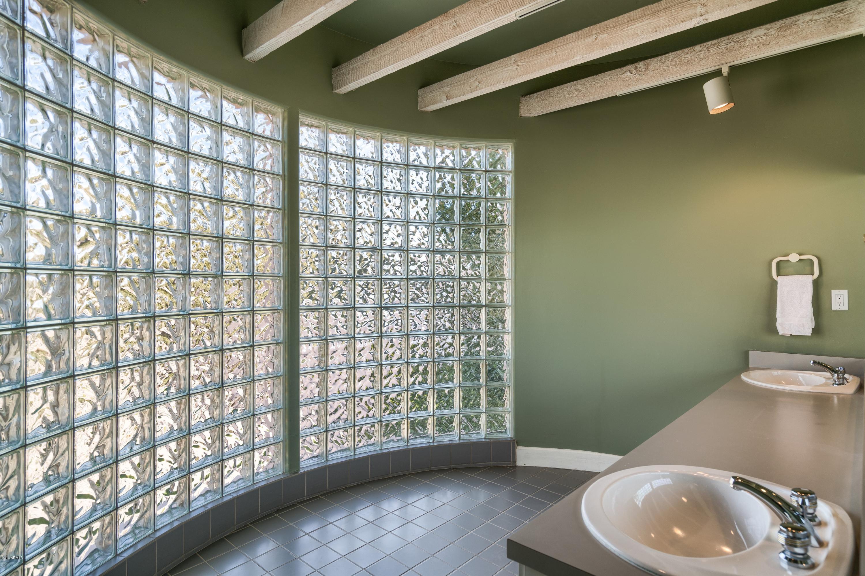2045 East Bethany Home Road Phoenix, AZ 85016 - Photo 15 of 30 Master Bathroom