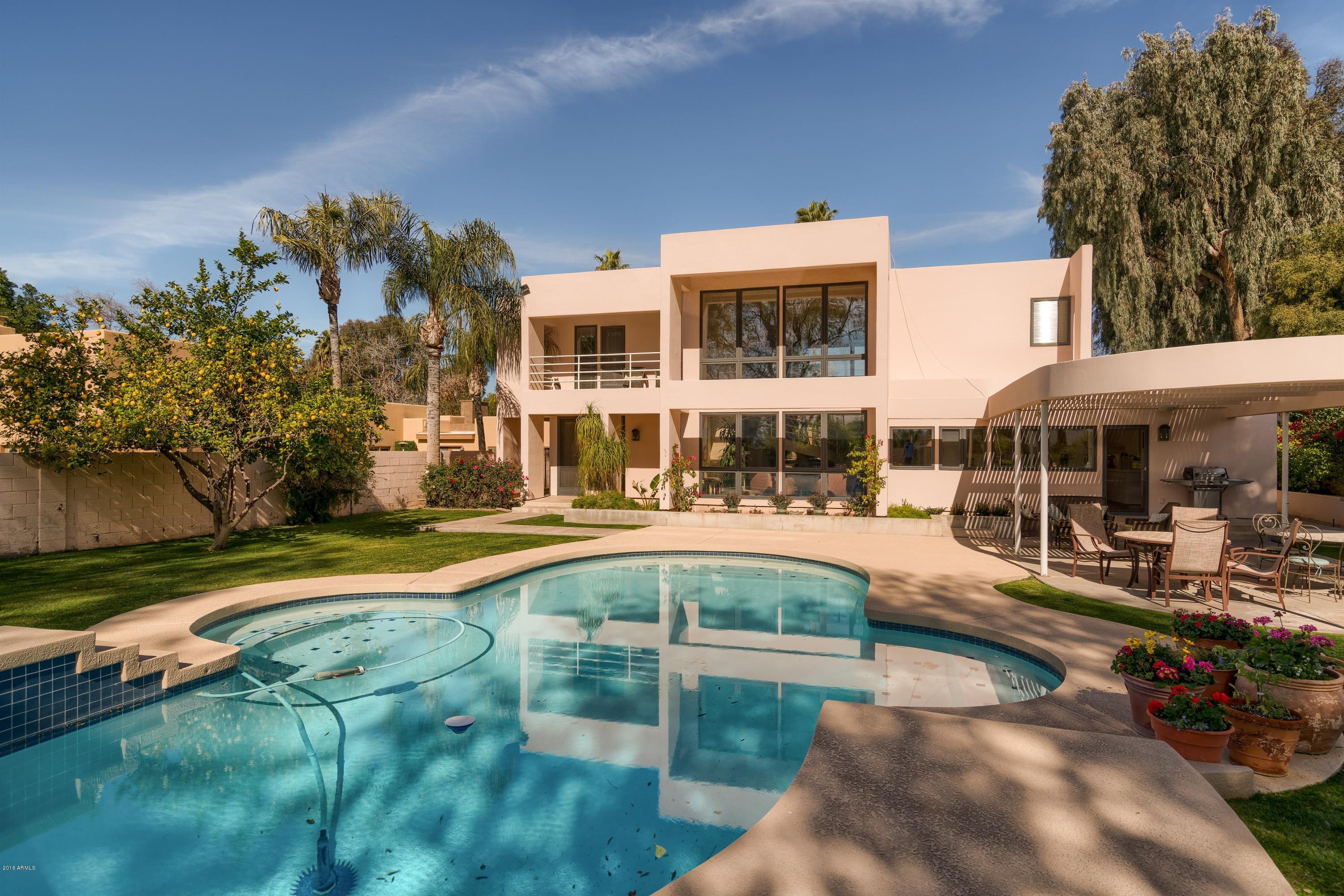 2045 East Bethany Home Road Phoenix, AZ 85016 - Photo 24 of 30 Sparkling Pool