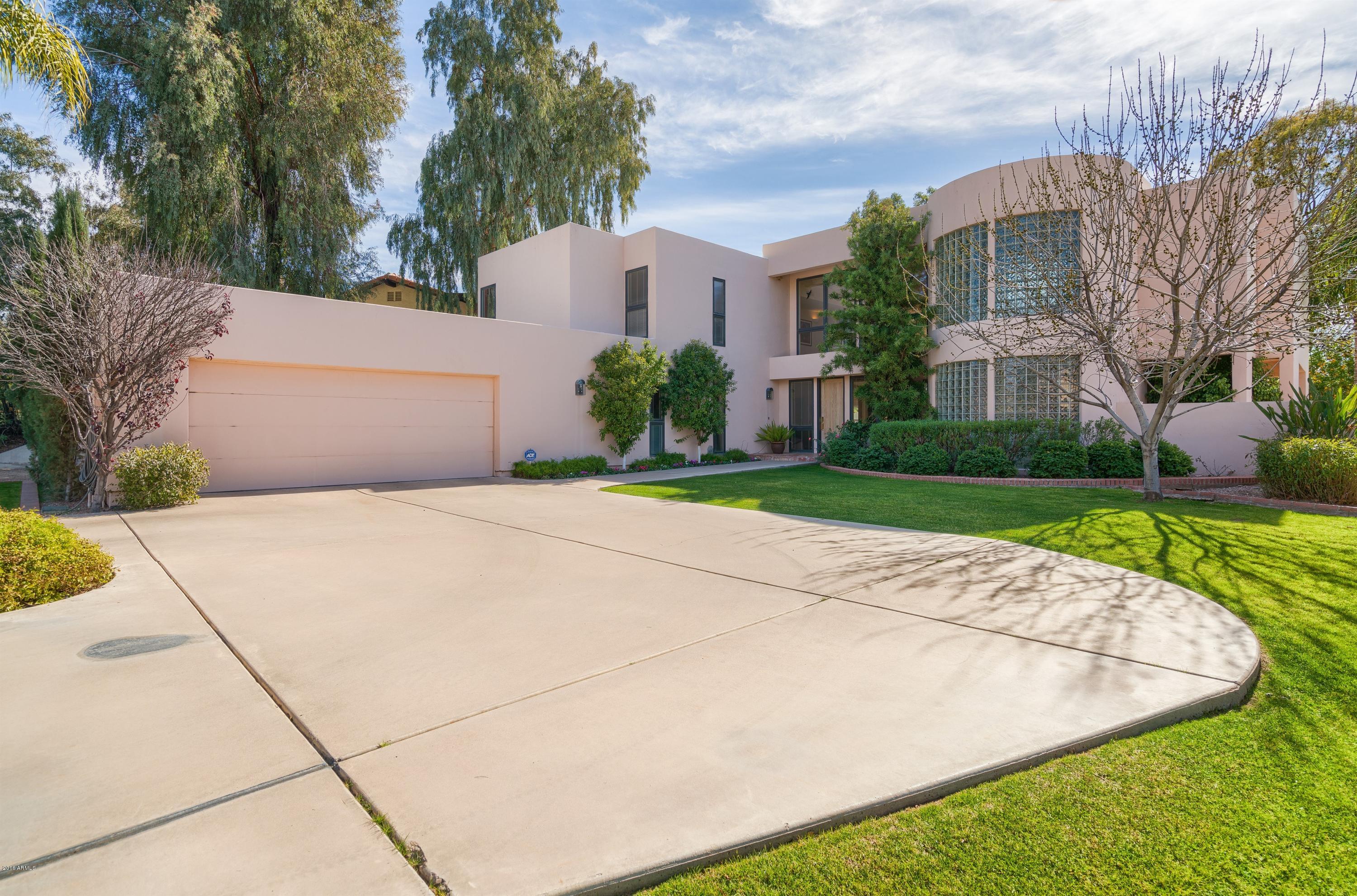 2045 East Bethany Home Road Phoenix, AZ 85016 - Photo 3 of 30 Front
