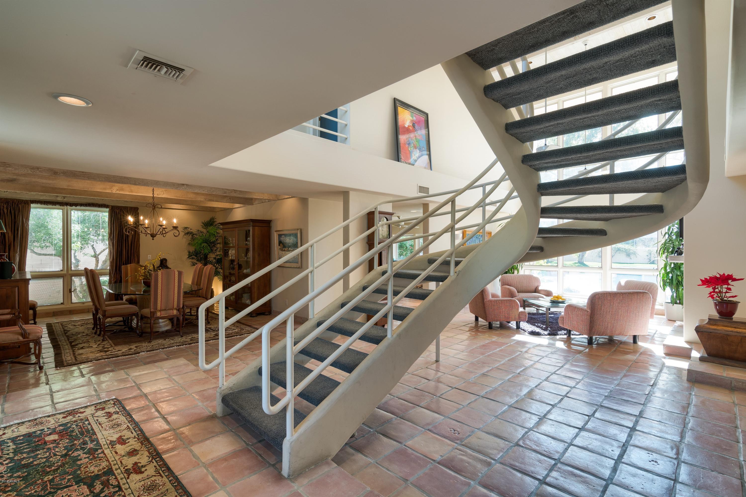 2045 East Bethany Home Road Phoenix, AZ 85016 - Photo 5 of 30 Dramatic Staircase