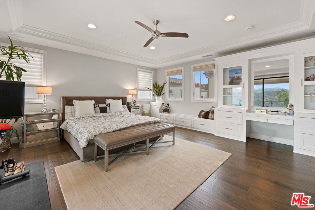 11925 North Ricasoli Way Porter Ranch, CA 91326 - Photo 24 of 57