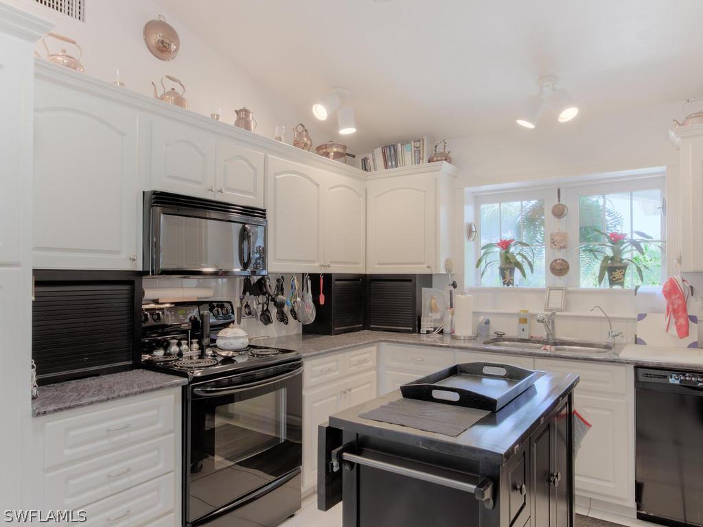 1525 Sand Castle Road Sanibel, FL 33957 - Photo 6 of 21 Gallery Image 6