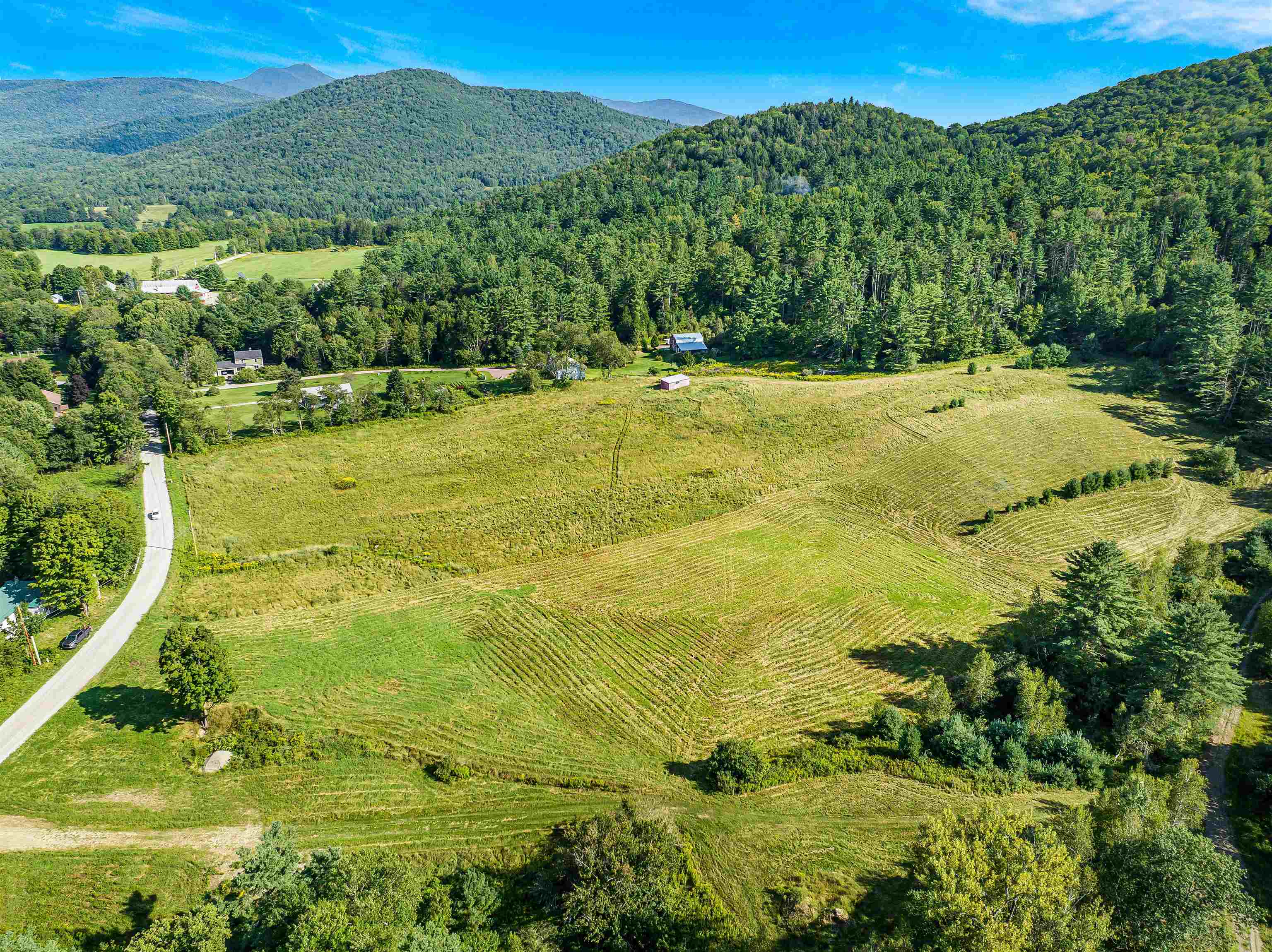 2427 Hillview Road Richmond, VT 05477 - Photo 2 of 25 Gallery Image 2