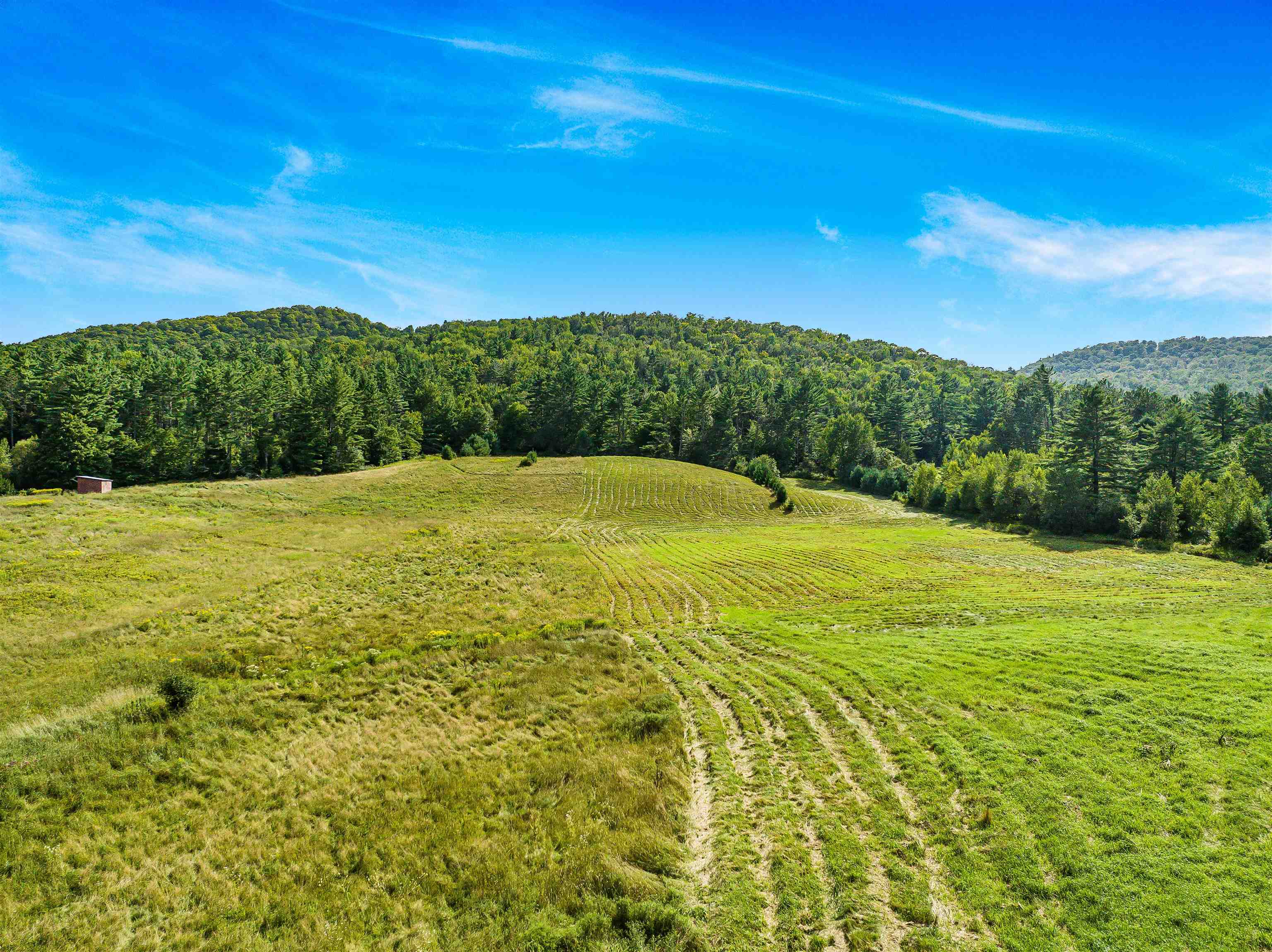 2427 Hillview Road Richmond, VT 05477 - Photo 9 of 25 Gallery Image 9