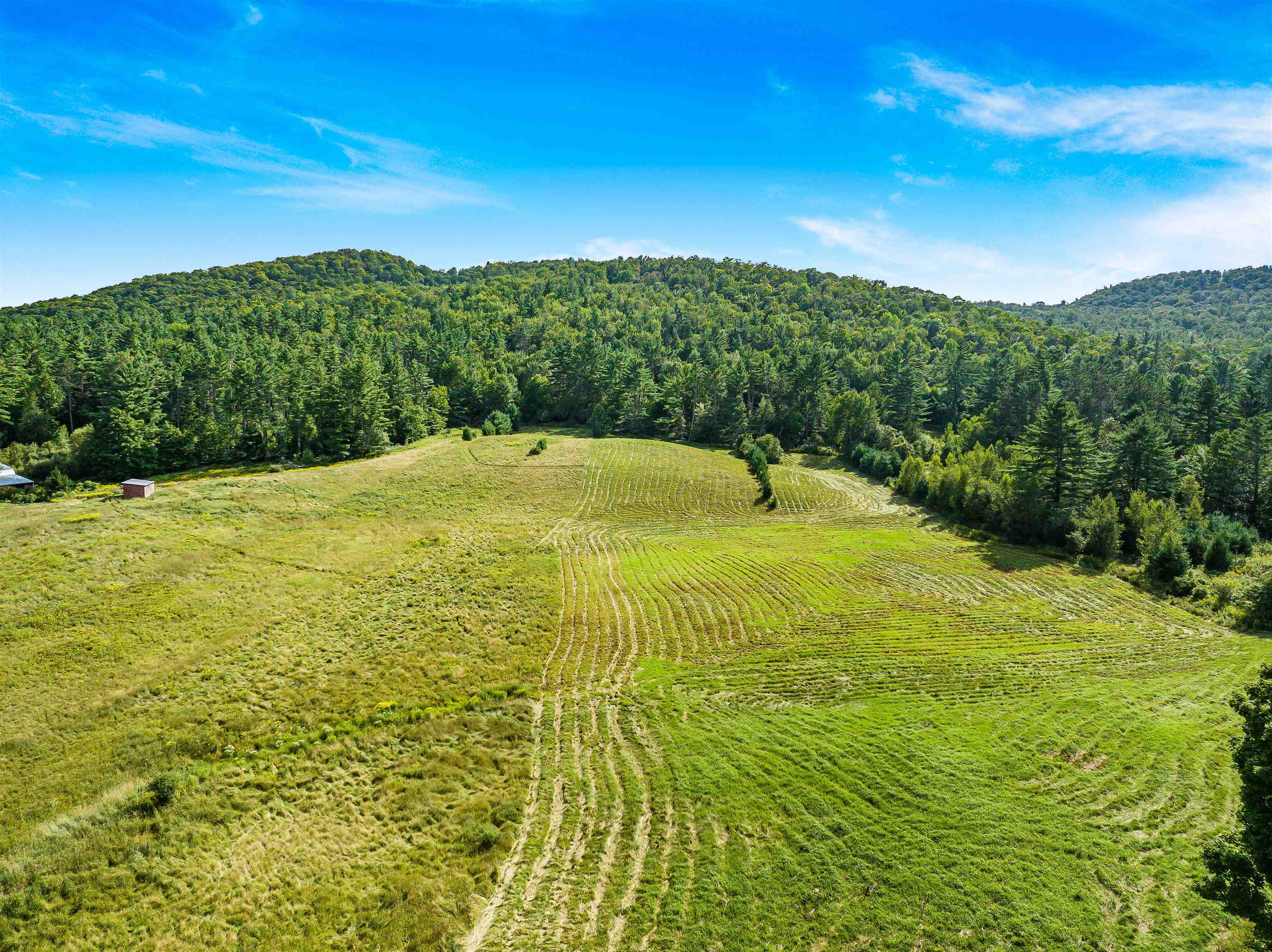 2427 Hillview Road Richmond, VT 05477 - Photo 10 of 25 Gallery Image 10