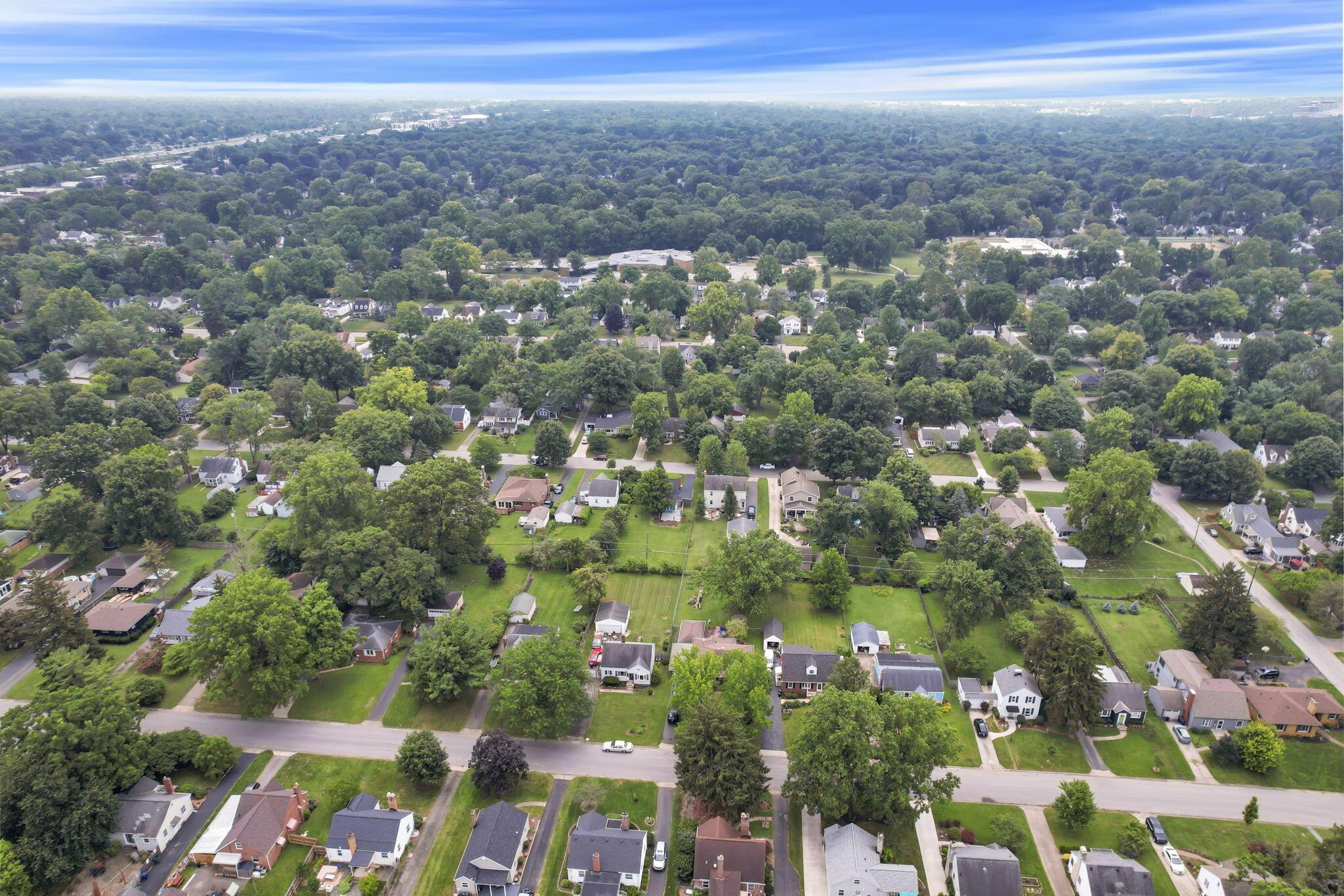 460 East Beaumont Road Columbus, OH 43214 - Photo 64 of 70 78-web-or-mls-DJI_0590