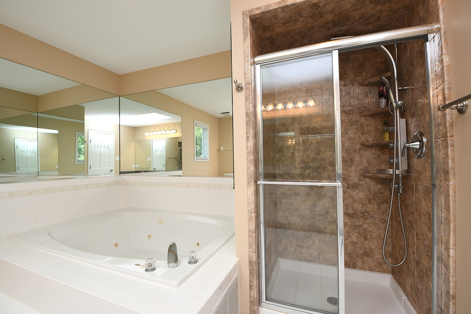 543 Gateshead Drive Naperville, IL 60565 - Photo 19 of 35