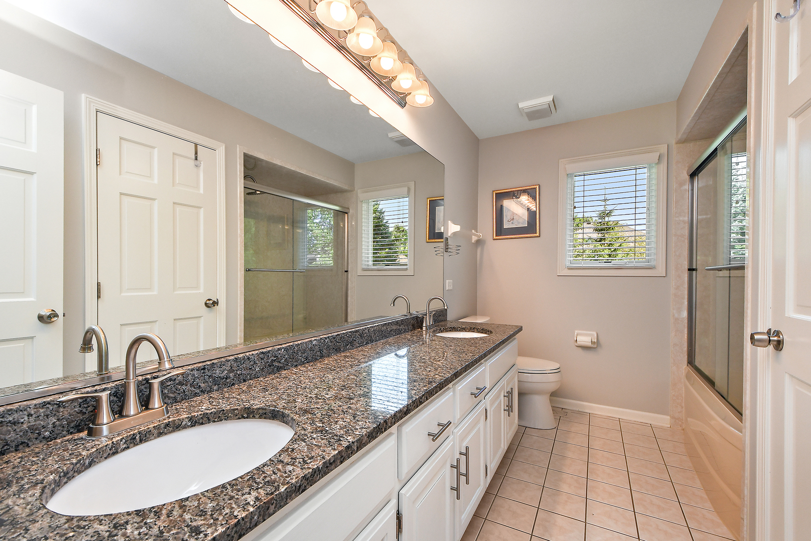 543 Gateshead Drive Naperville, IL 60565 - Photo 24 of 35