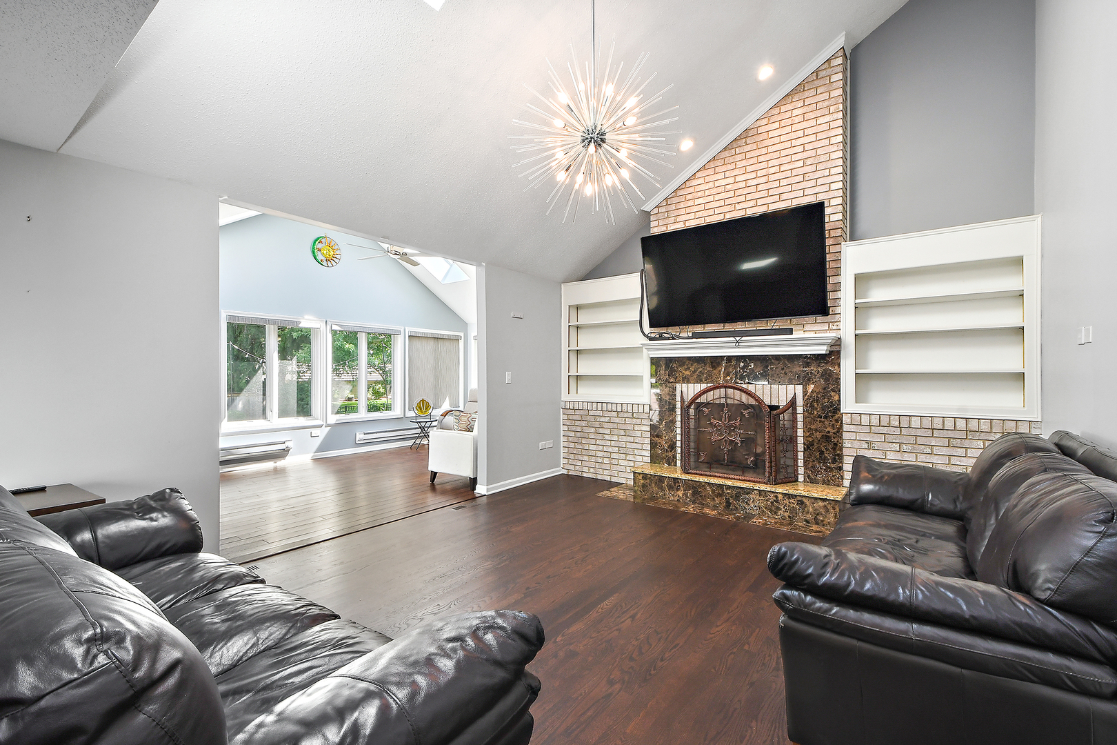 543 Gateshead Drive Naperville, IL 60565 - Photo 6 of 35