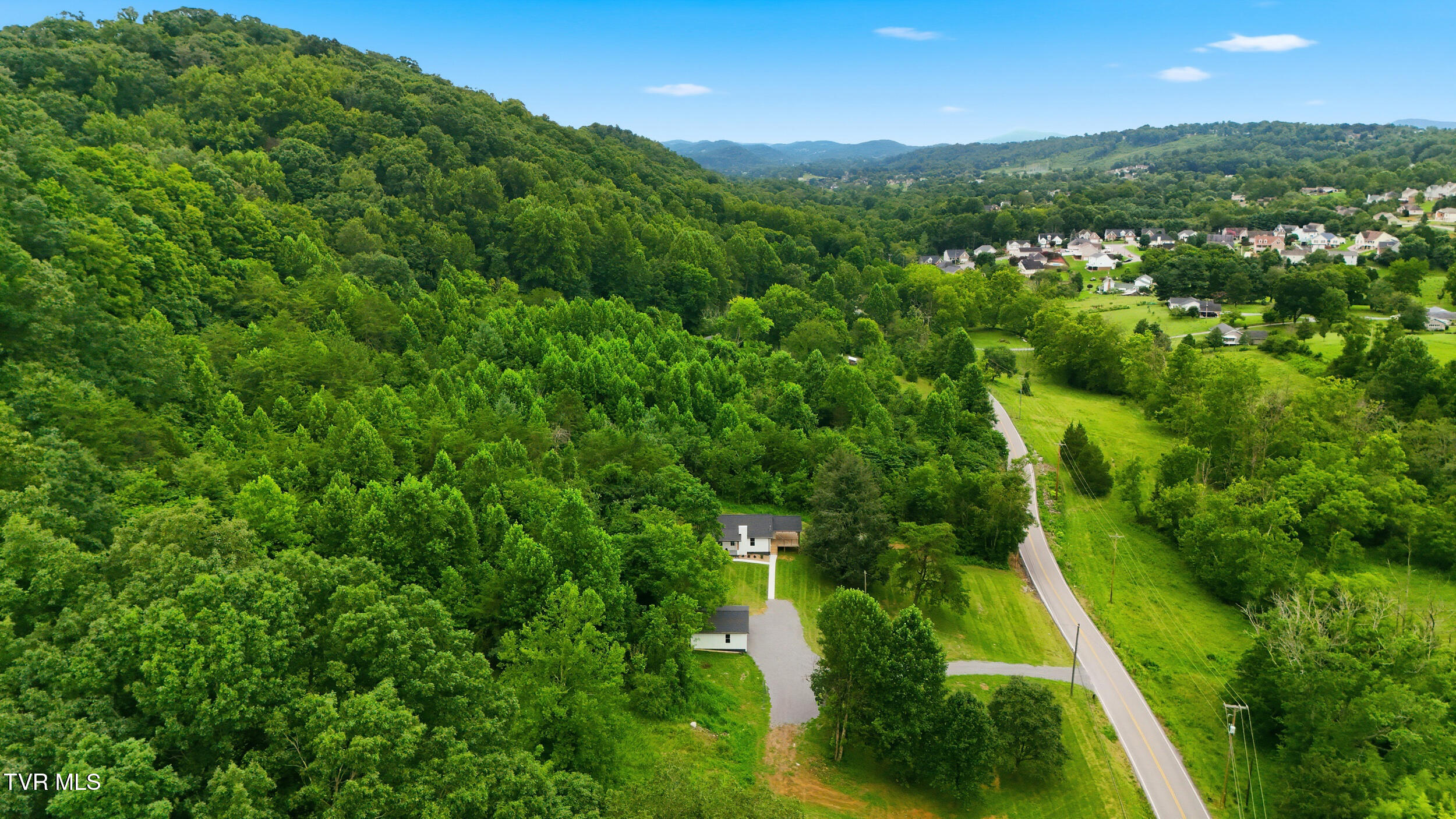 707 Cooks Valley Road Kingsport, TN 37664 - Photo 31 of 35 Drone