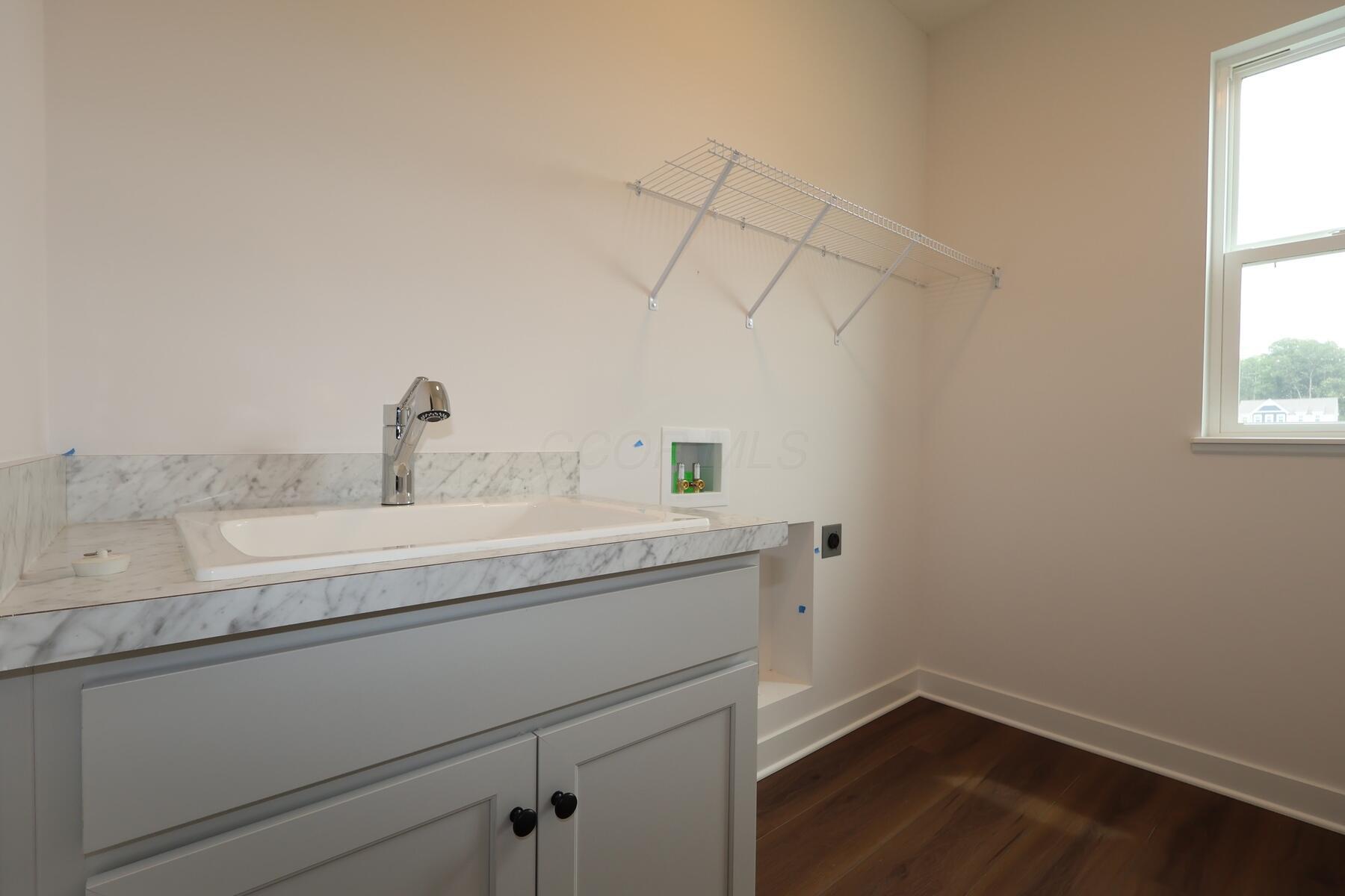 8671 Jenny Road Plain City, OH 43064 - Photo 10 of 20 Laundry Room