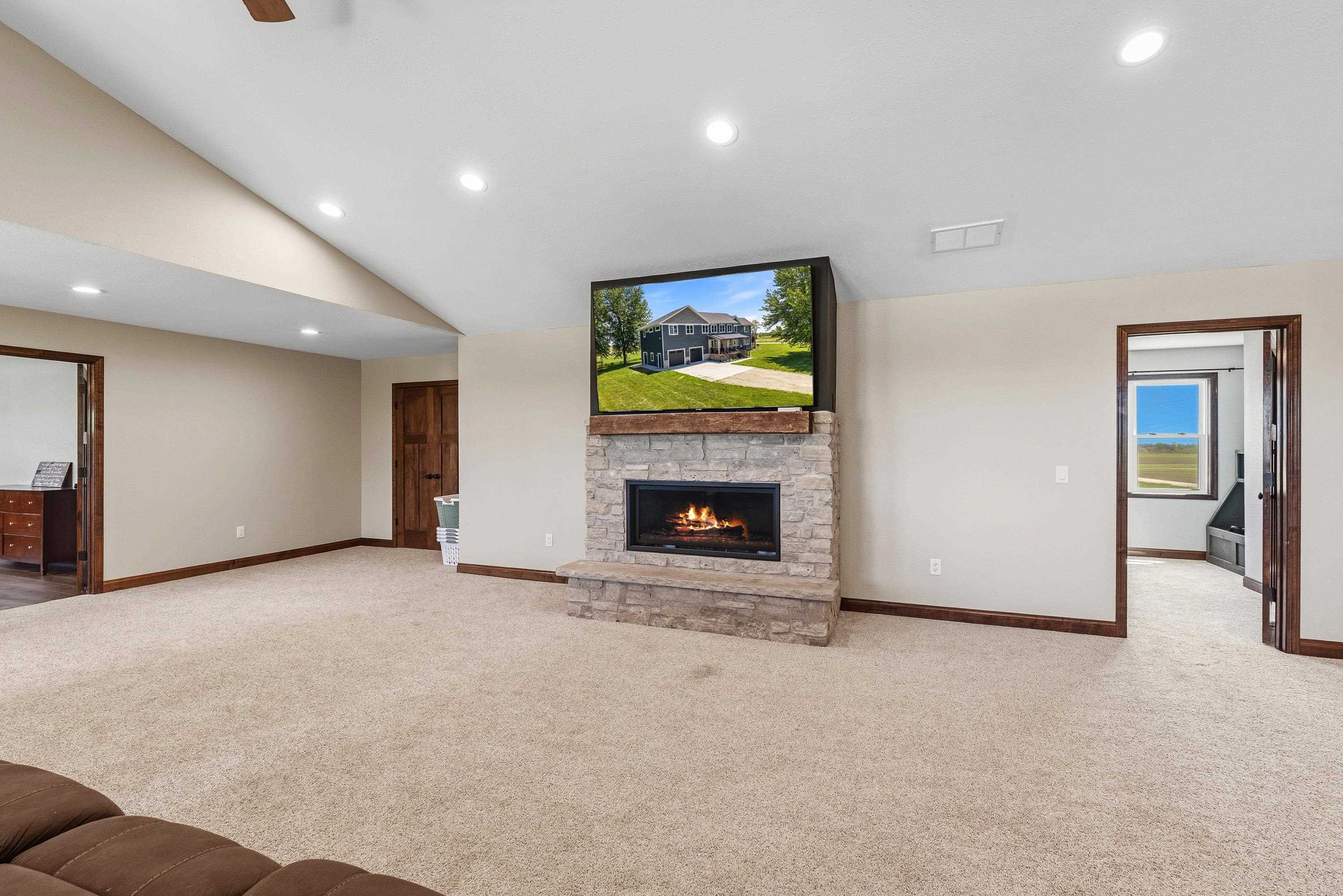 W9020 Breezy Point Road Beaver Dam, WI 53916 - Photo 23 of 63