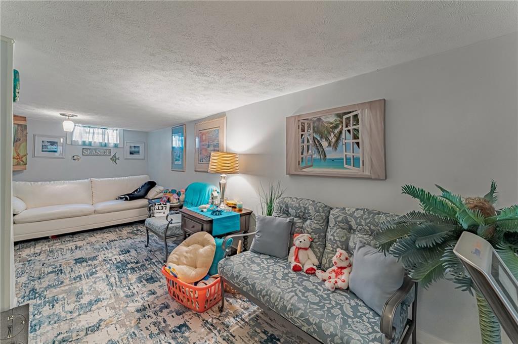 3238 Provost Road Pittsburgh, PA 15227 - Photo 20 of 25 Gallery Image 20