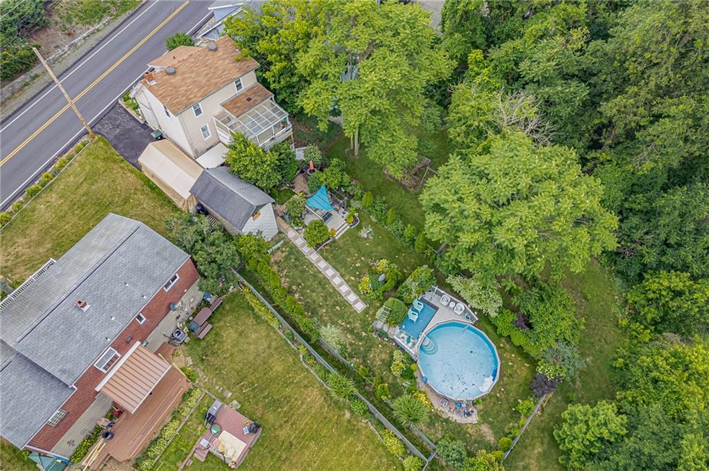 3238 Provost Road Pittsburgh, PA 15227 - Photo 3 of 25 Gallery Image 3