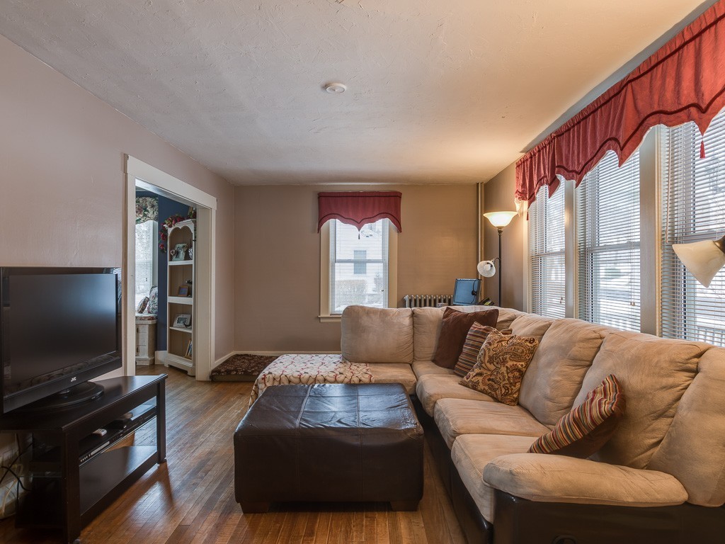 53 Phillips Road Holden, MA 01520 - Photo 5 of 23 Gallery Image 5