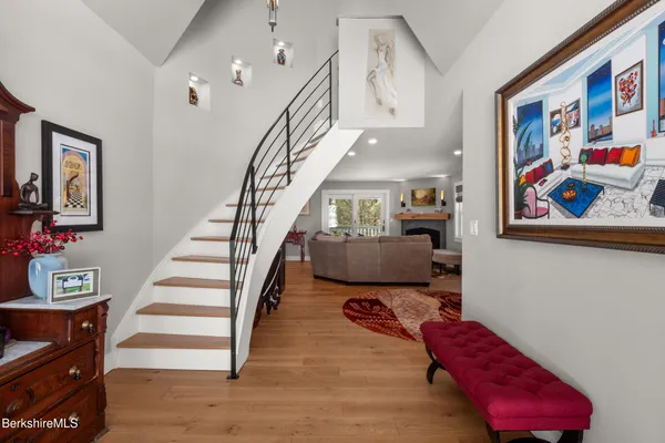 $899,000 | 594 Shunpike Road, Sheffield, MA 01222