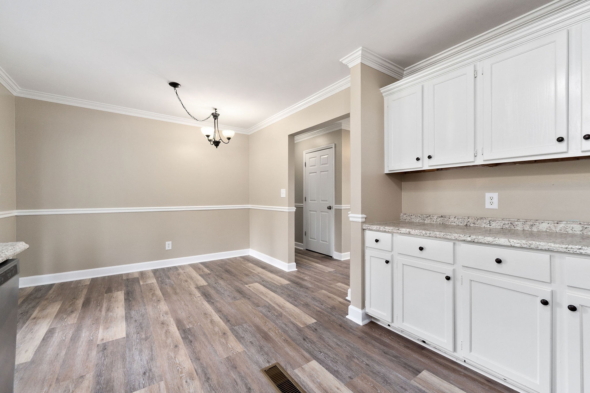 2281 Short Mountain Road McMinnville, TN 37110 - Photo 13 of 33