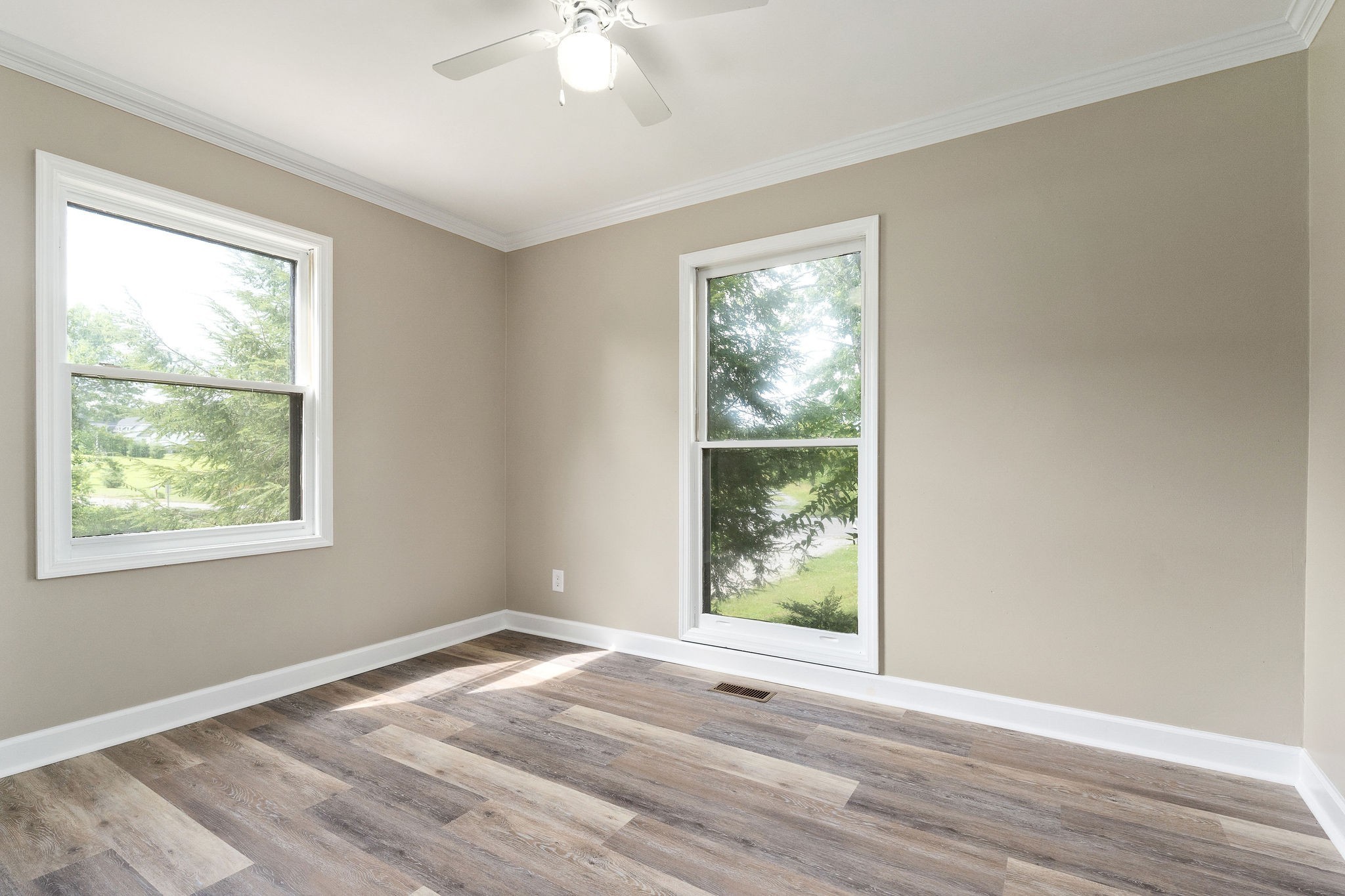 2281 Short Mountain Road McMinnville, TN 37110 - Photo 19 of 33