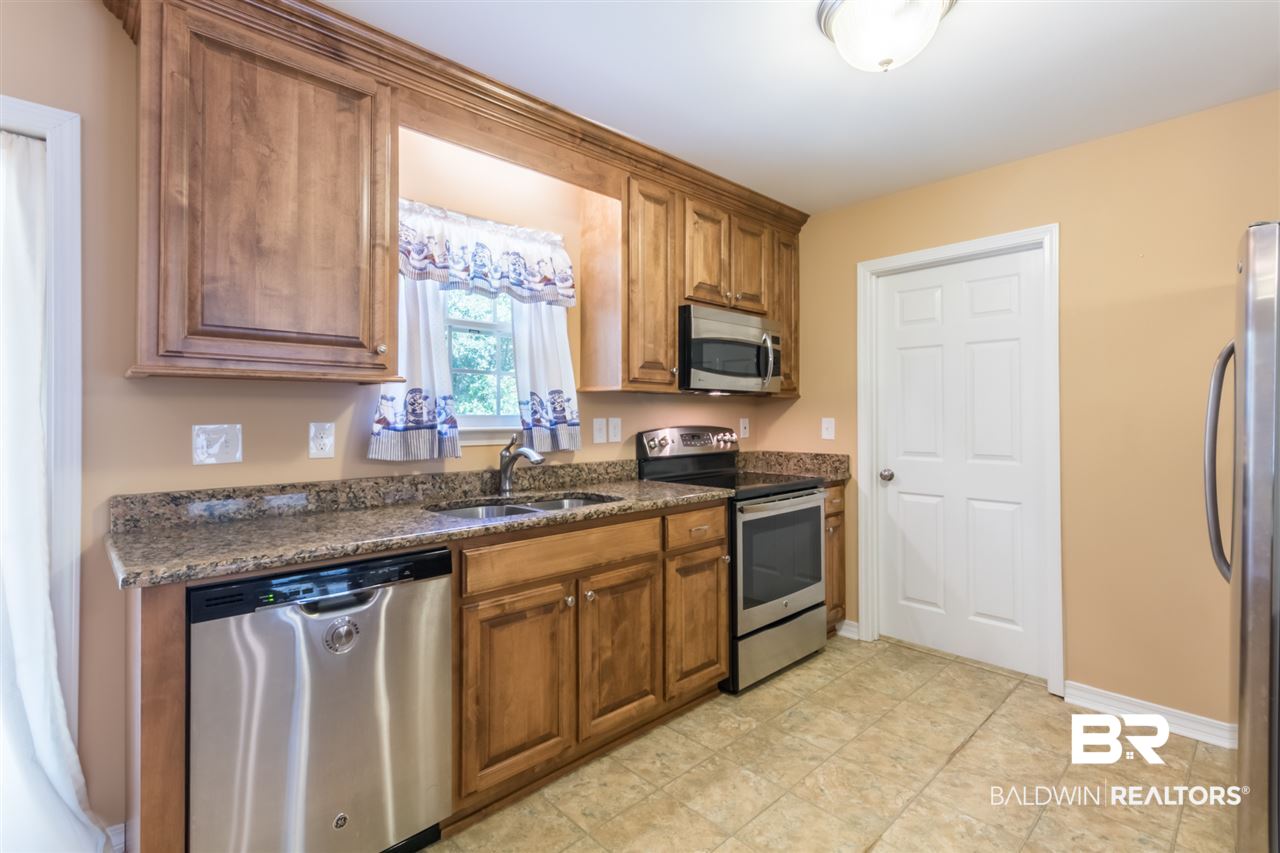 2354 Ridge Road East Gulf Shores, AL 36542 - Photo 12 of 22 Kitchen