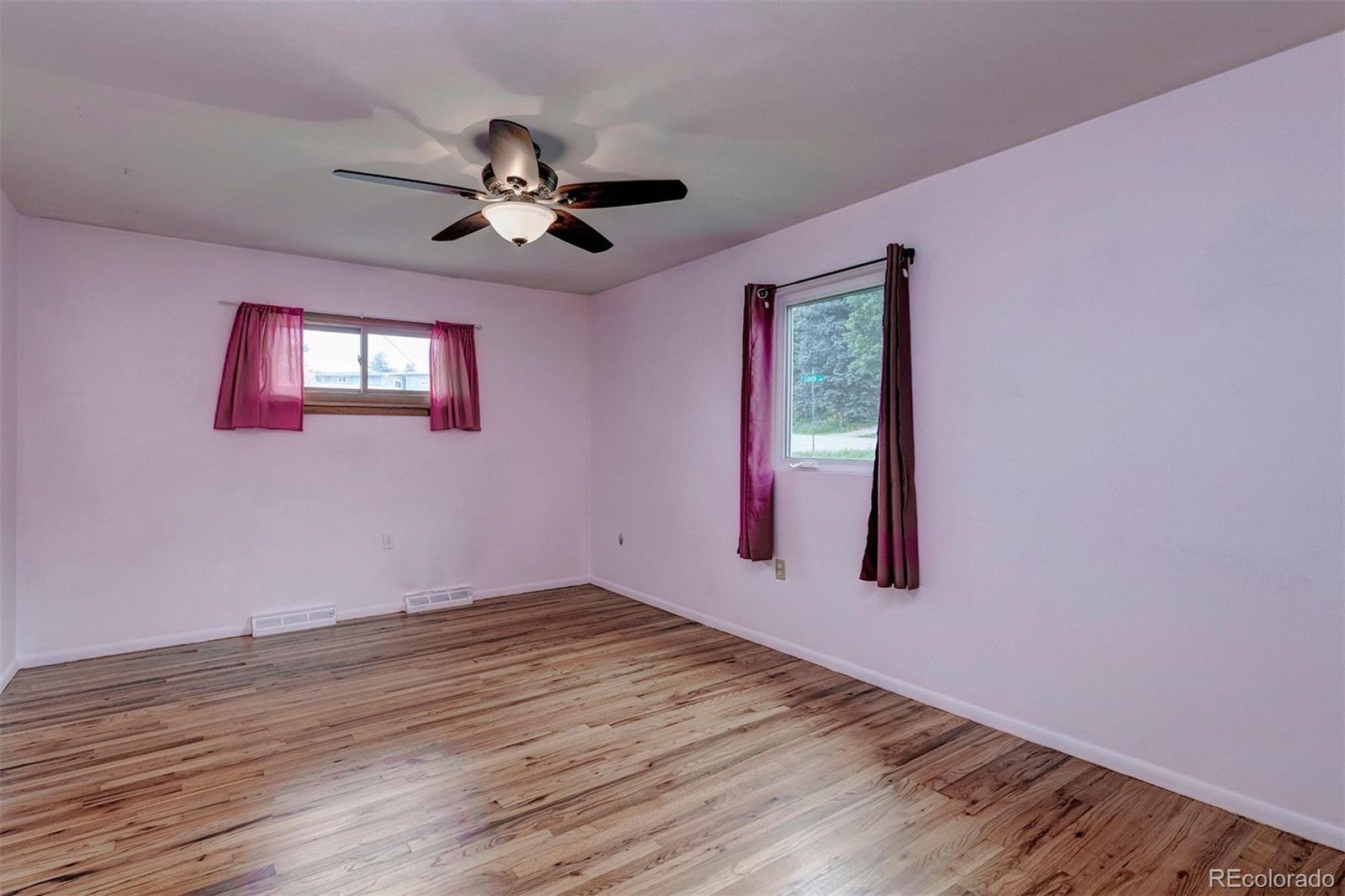 4290 Loco Lane Evergreen, CO 80439 - Photo 13 of 25