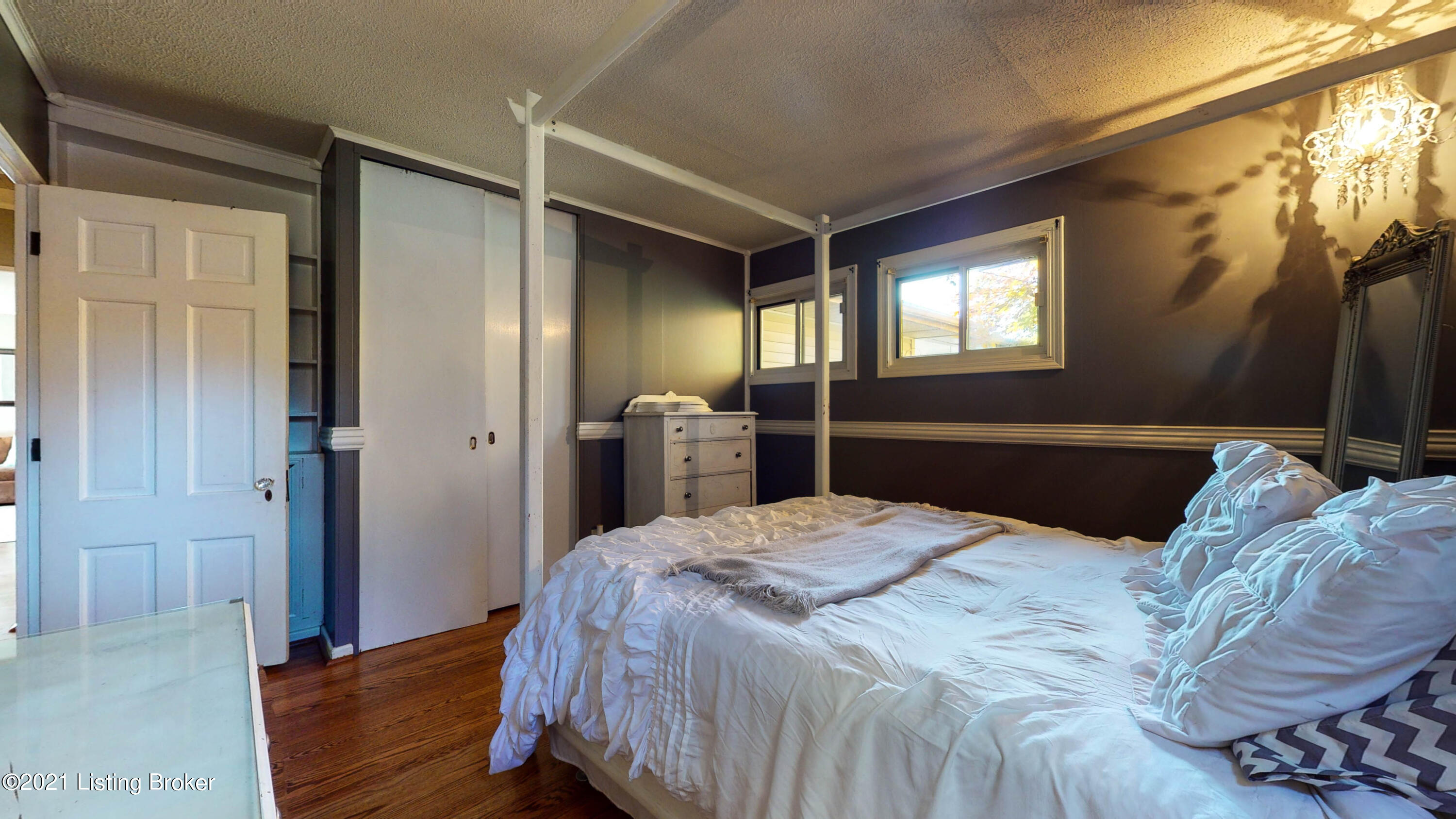 9209 Hunter Road Louisville, KY 40242 - Photo 22 of 47 Master Bedroom