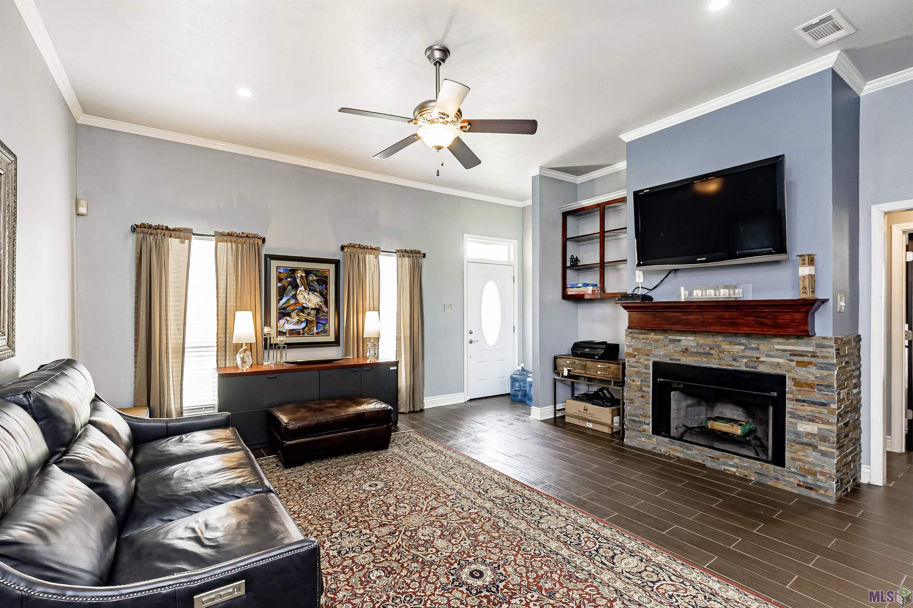 4301 Blueribbon Drive Baton Rouge, LA 70814 - Photo 10 of 21 Fireplace